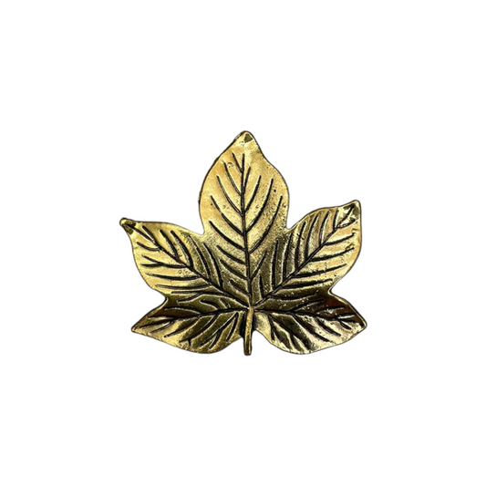 Broche hoja oro